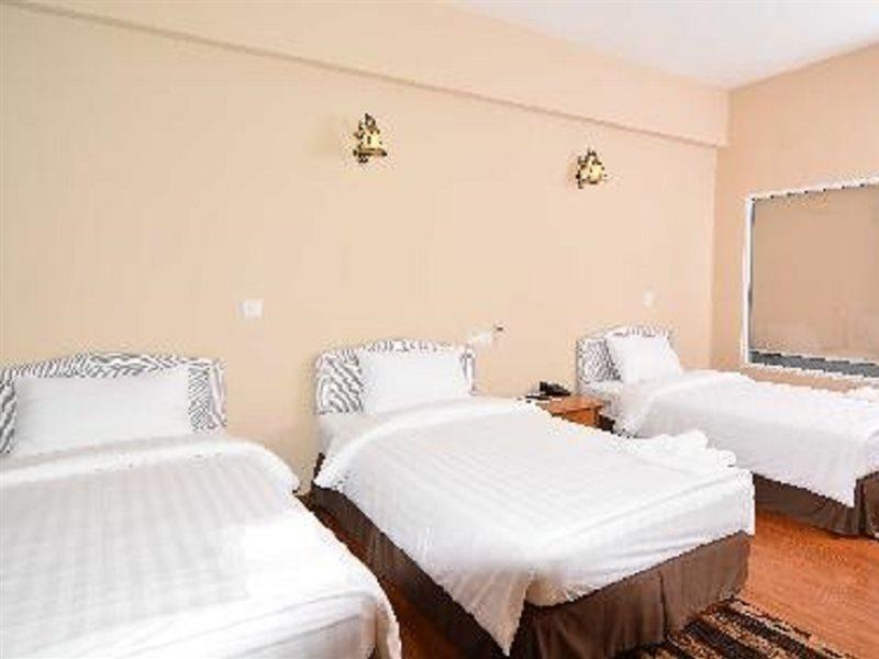 Asia Plaza Hotel Rangun Kültér fotó