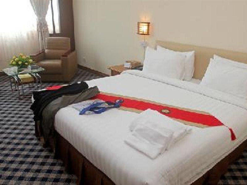 Asia Plaza Hotel Rangun Kültér fotó