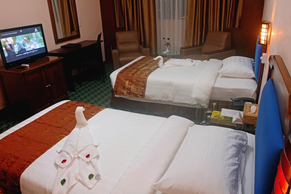 Asia Plaza Hotel Rangun Kültér fotó