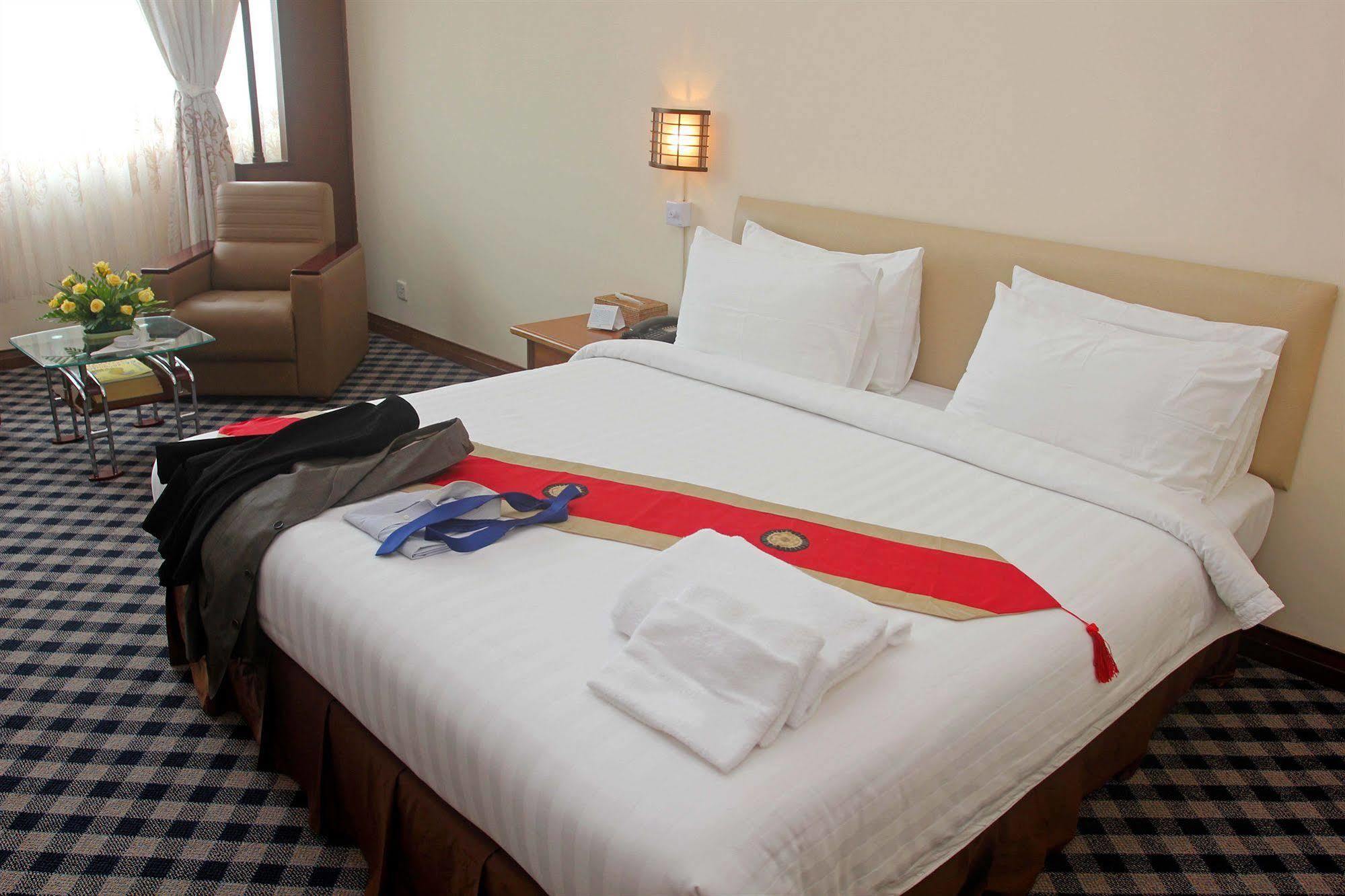 Asia Plaza Hotel Rangun Kültér fotó