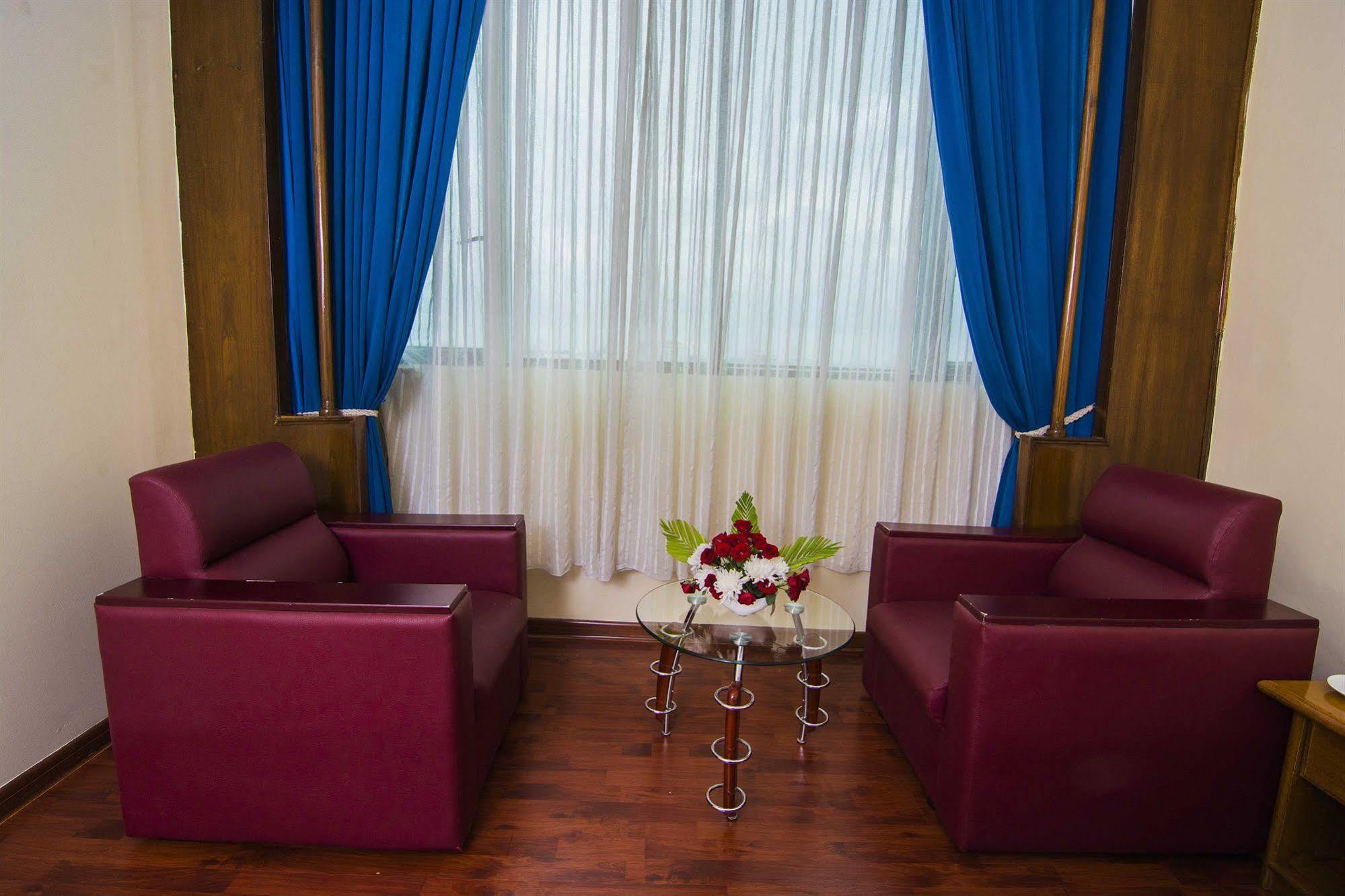 Asia Plaza Hotel Rangun Kültér fotó